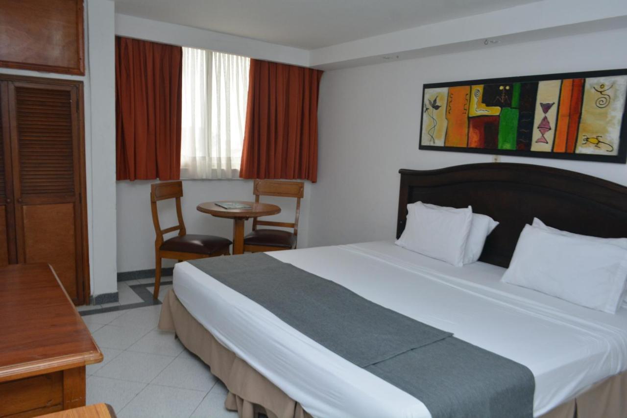 Hotel Casa Ballesteros Барранкилья Экстерьер фото
